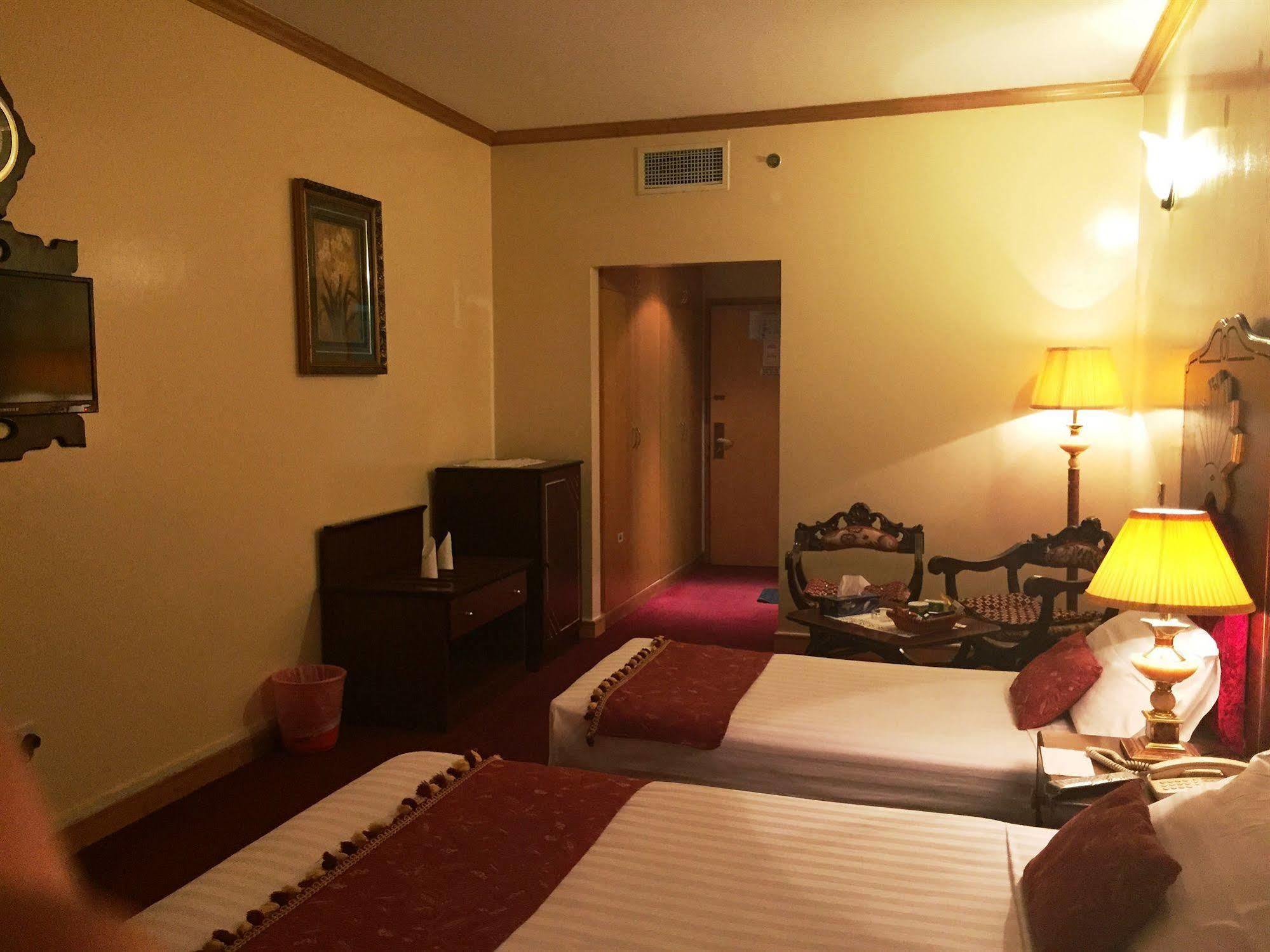 Kings Square Hotel Llc Дубай Екстер'єр фото