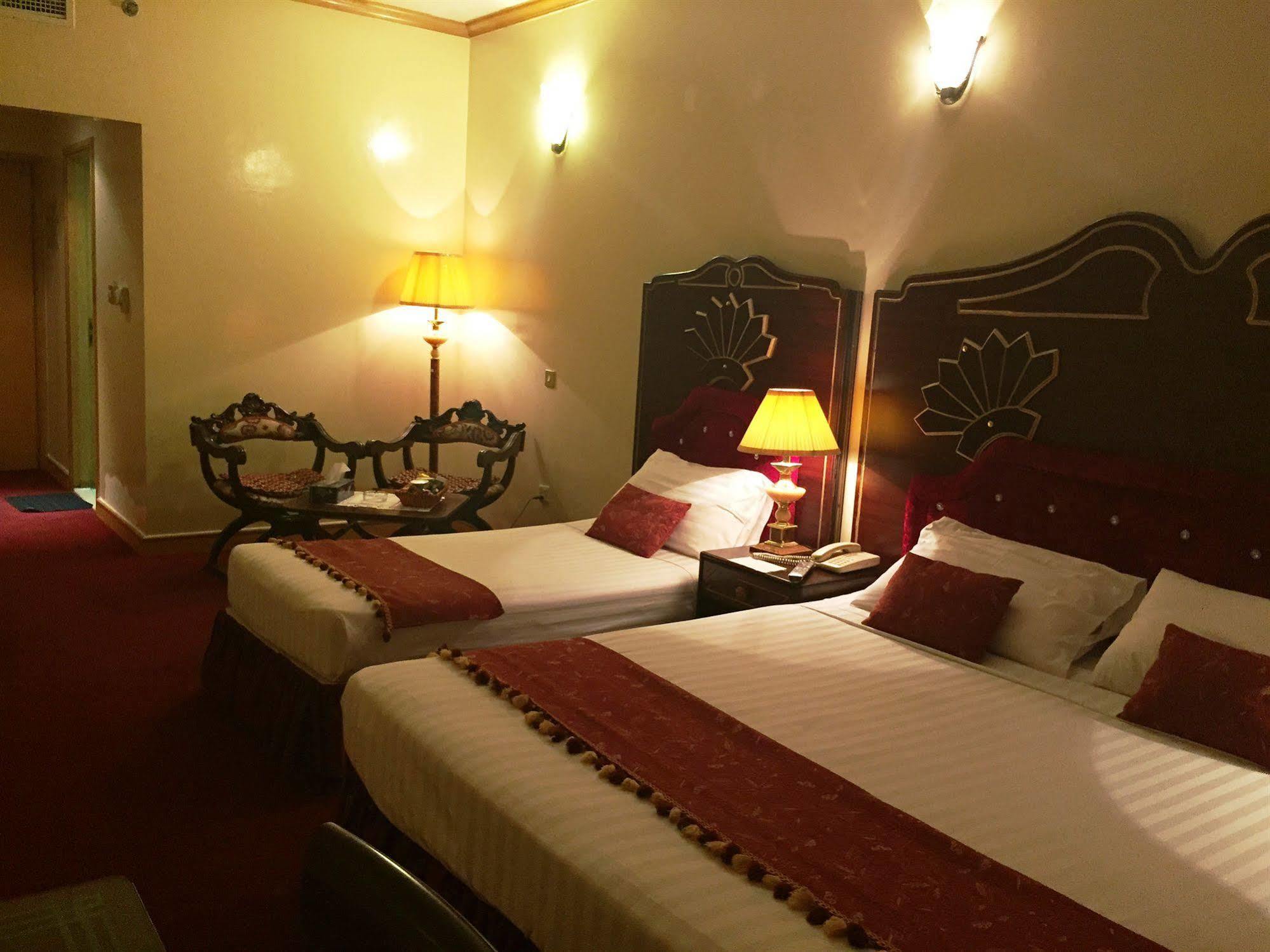 Kings Square Hotel Llc Дубай Екстер'єр фото